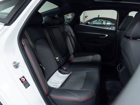 Used 2023 Hyundai Sonata SEL Plus w/ Cargo Package image 25