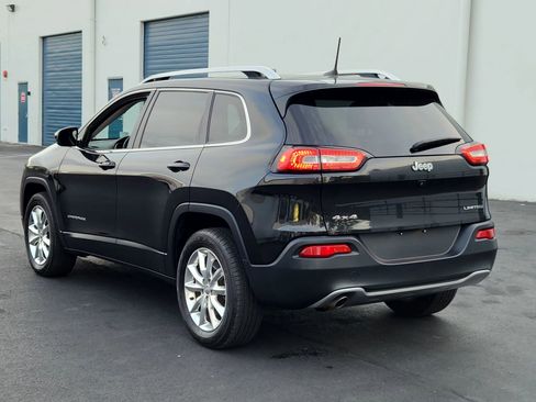 Used 2016 Jeep Cherokee Limited image 3