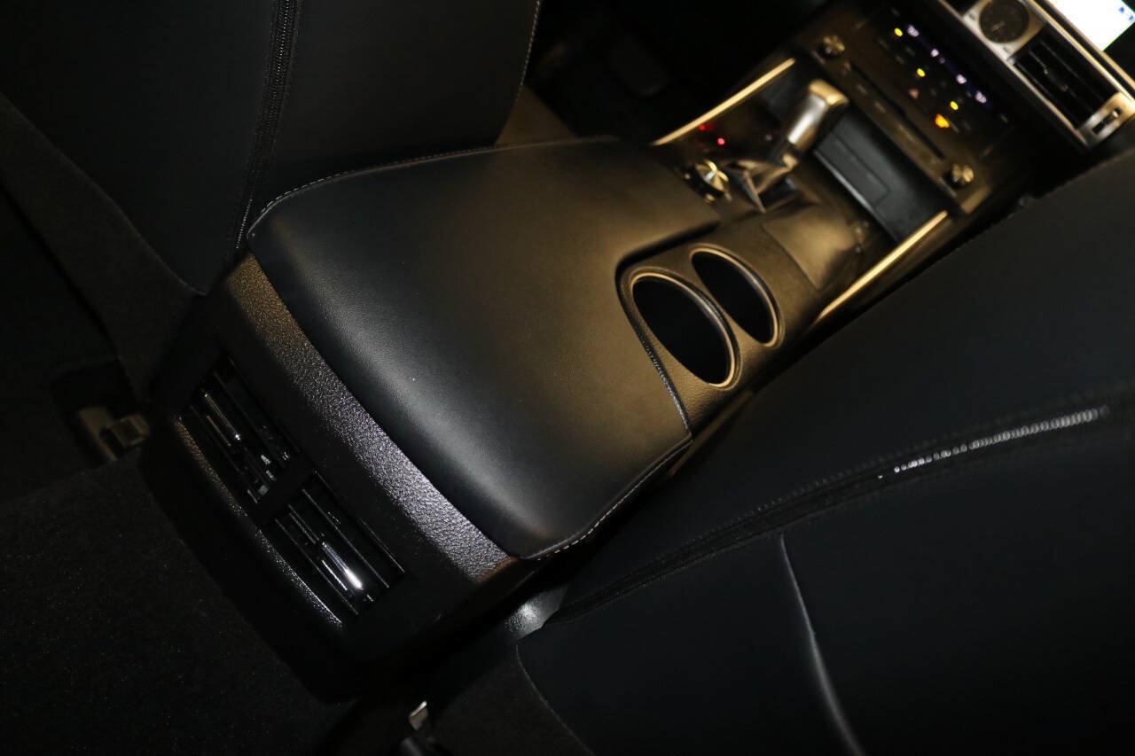 Used 2016 Lexus IS 200t w/ Navigation System Package RWD image 68