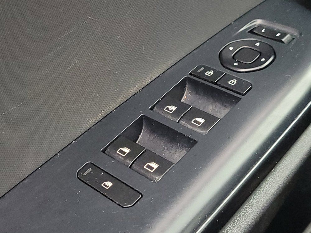 Used 2025 Kia K4 FWD image 27