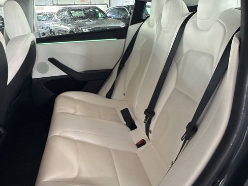 Used 2024 Tesla Model 3 Standard Range image 9