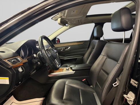Used 2014 Mercedes-Benz E 350 4MATIC Sedan w/ Premium 1 Package image 13