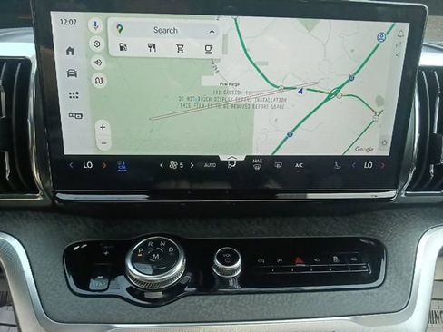 New 2026 Ford Expedition Tremor image 23