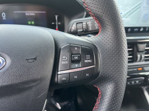 Used 2025 Ford Escape ST-Line w/ Tech Pack #1 image 20