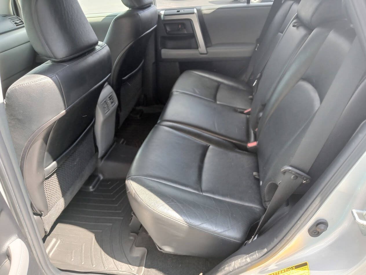 Used 2012 Toyota 4Runner SR5 w/ Premium Pkg AWD/4WD image 29