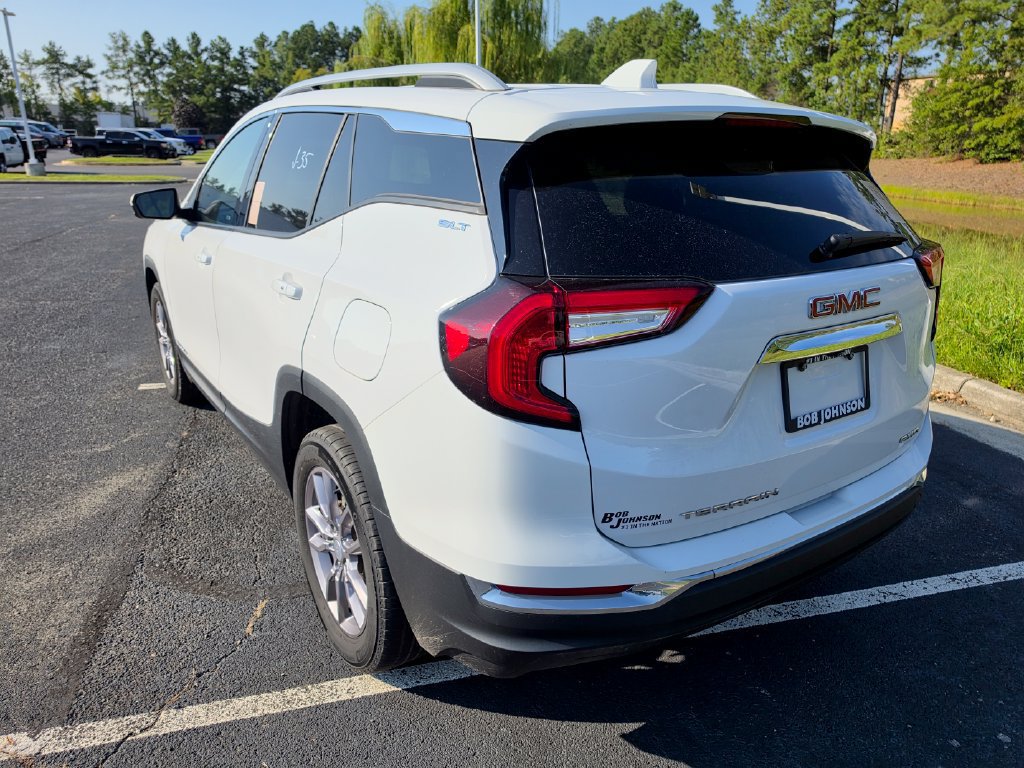 Used 2023 GMC Terrain SLT w/ LPO, Floor Liner Package AWD/4WD image 14