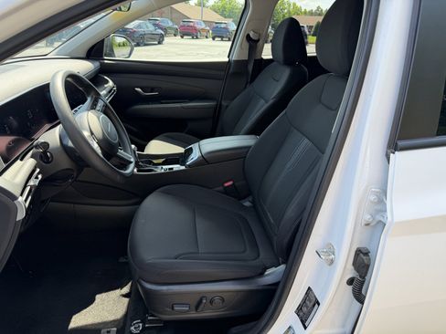 Used 2025 Hyundai Tucson SEL FWD image 17