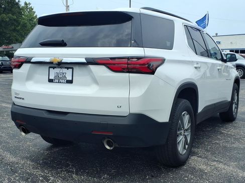 Used 2023 Chevrolet Traverse LT FWD image 3