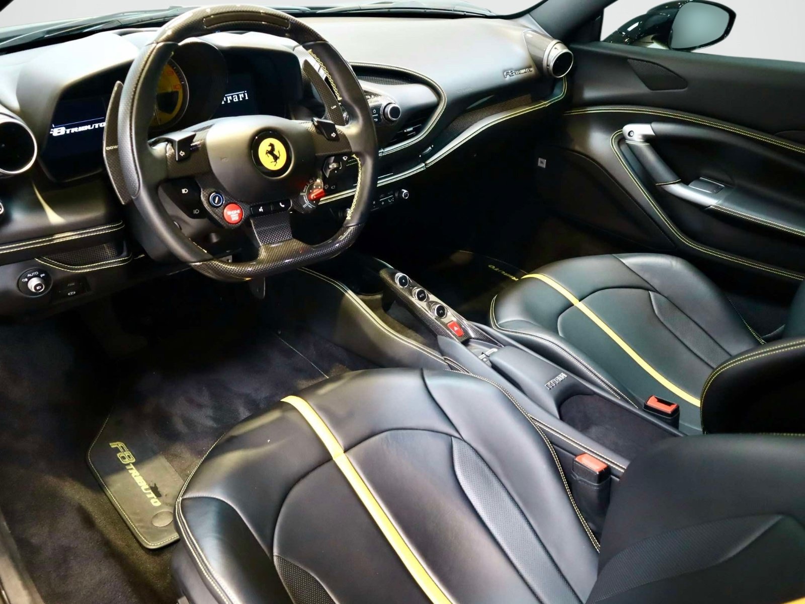 Certified 2022 Ferrari F8 Tributo RWD image 23