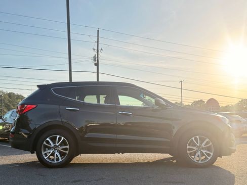Used 2016 Hyundai Santa Fe Sport 2.0T AWD/4WD image 6