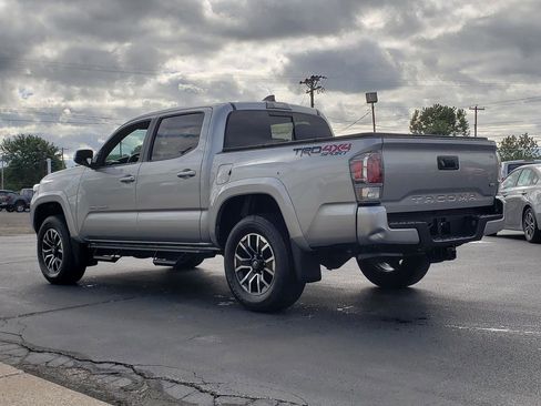 Used 2023 Toyota Tacoma TRD Sport image 7