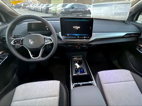 New 2025 Volkswagen ID.4 Pro image 12
