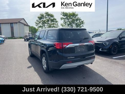 Used 2017 GMC Acadia SLE w/ LPO, Cargo Package FWD image 7