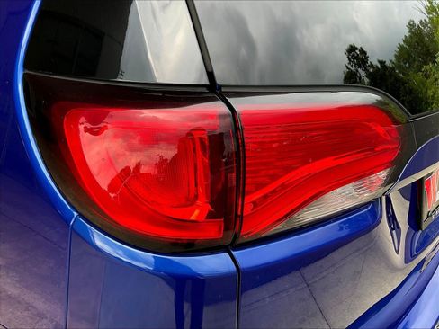 Used 2019 Chrysler Pacifica Touring-L w/ Advanced Safetytec Group FWD image 21