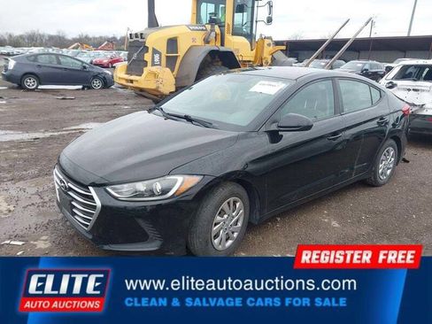 Used 2017 Hyundai Elantra SE w/ Cargo Package image 4