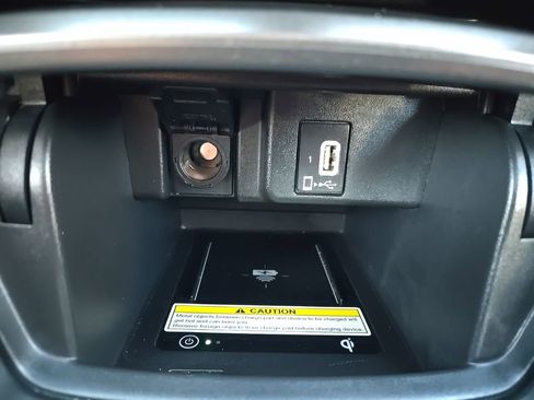 Used 2018 Honda Accord Touring image 23