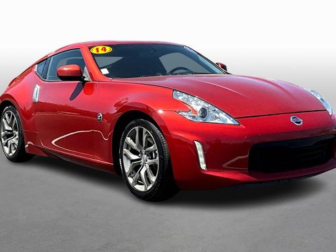 Used 2014 Nissan 370Z Coupe image 9