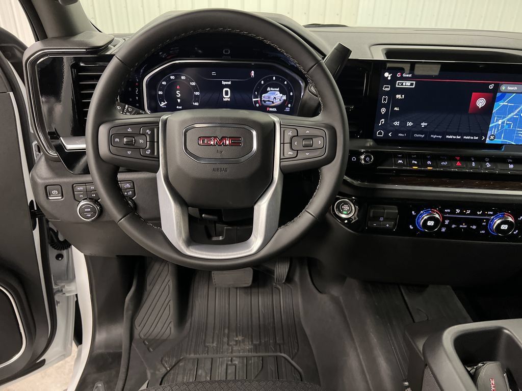 New 2026 GMC Sierra 1500 SLE AWD/4WD image 17