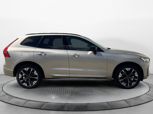 New 2026 Volvo XC60 B5 Plus w/ Protection Package Premier AWD/4WD image 8