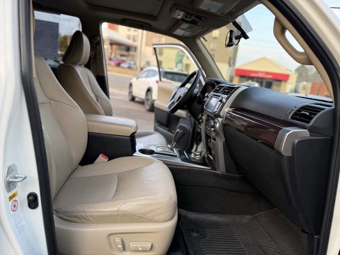 Used 2017 Toyota 4Runner Limited image 21