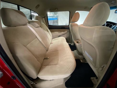 Used 2011 Toyota Tacoma PreRunner image 27