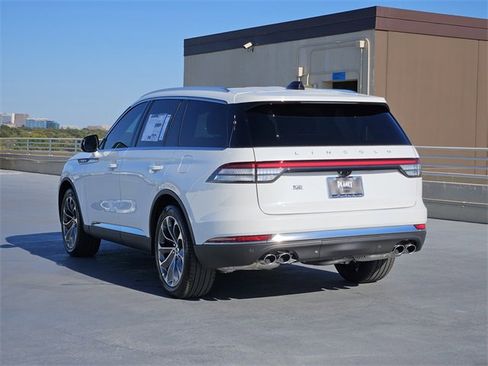 New 2026 Lincoln Aviator Reserve w/ Luxury Package image 5