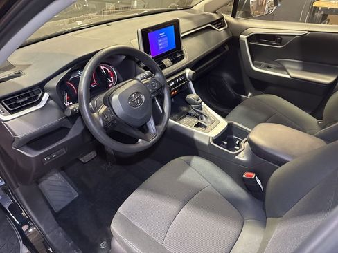 Used 2025 Toyota RAV4 LE image 21