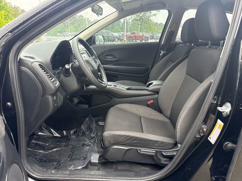 Used 2022 Honda HR-V LX image 12