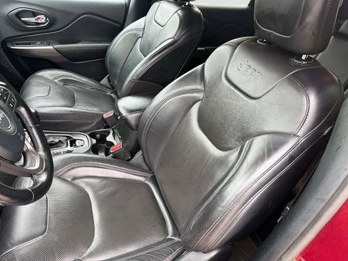 Used 2021 Jeep Cherokee Limited AWD/4WD image 20