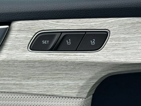 Used 2023 Hyundai Palisade Calligraphy w/ Cargo Package AWD/4WD image 19