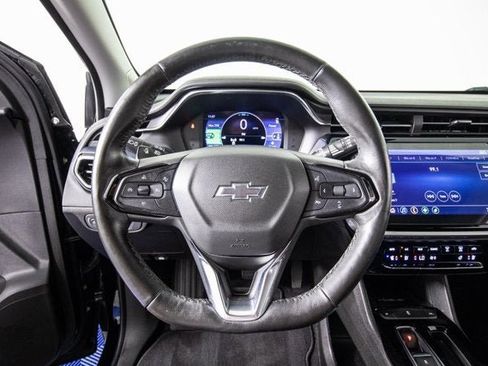 Used 2022 Chevrolet Bolt EUV Premier image 19