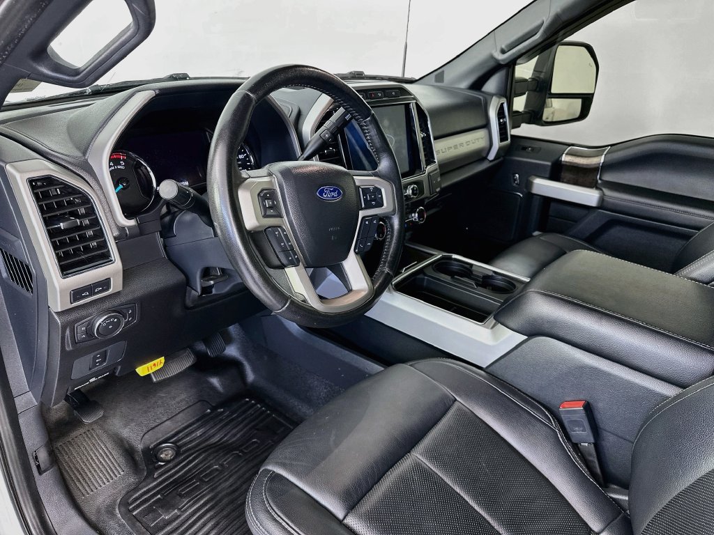 Used 2022 Ford F250 Lariat w/ Black Appearance Package AWD/4WD image 30