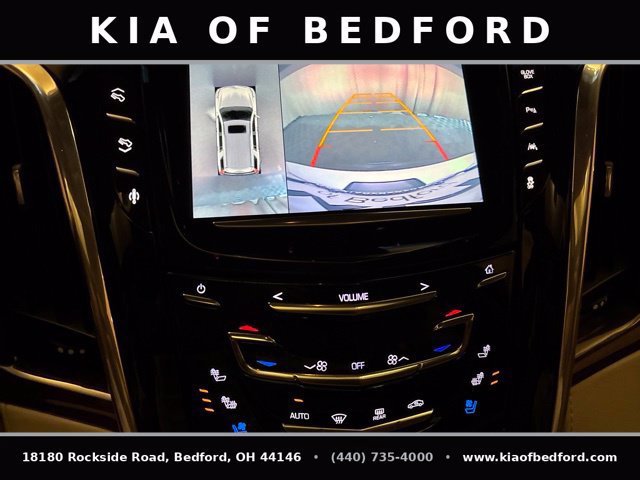 Used 2016 Cadillac Escalade Luxury AWD/4WD image 22