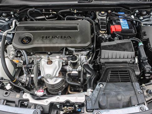 Used 2025 Honda Civic Sport image 27