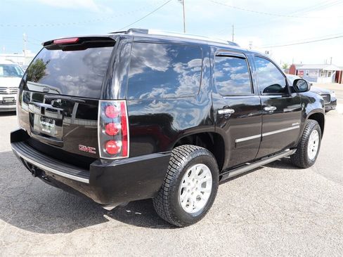 Used 2013 GMC Yukon Denali AWD/4WD image 7