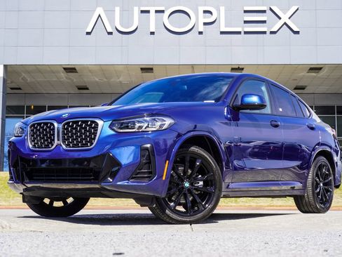Used 2023 BMW X4 xDrive30i AWD/4WD image 1