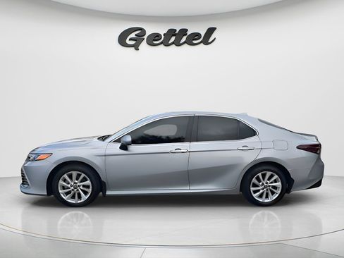 Used 2024 Toyota Camry LE image 8