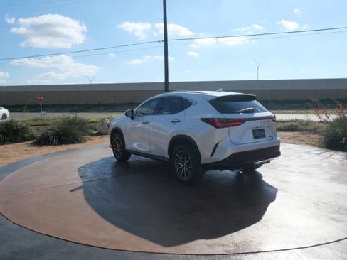 Certified 2023 Lexus NX 350 AWD w/ Premium Package image 5
