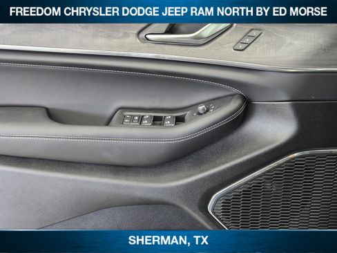 New 2025 Jeep Grand Cherokee L Overland w/ Rear Seat Video Group I image 19