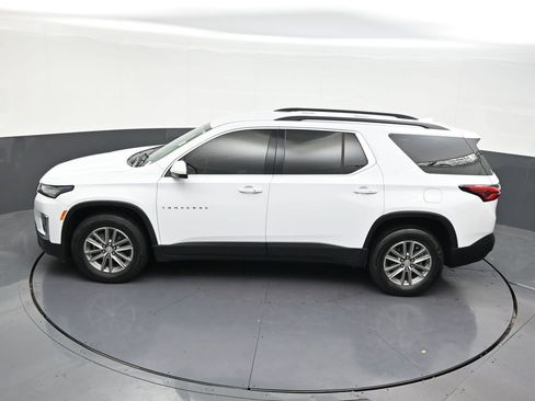 Used 2023 Chevrolet Traverse LT FWD image 15