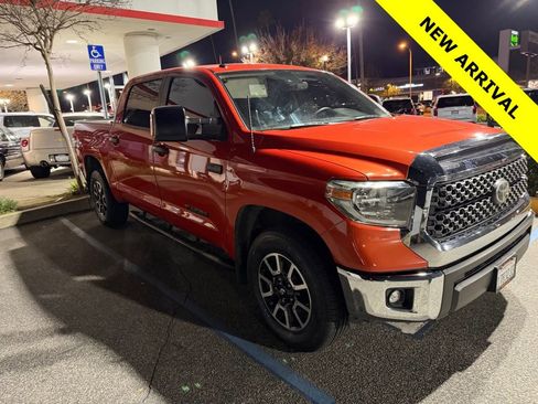Used 2018 Toyota Tundra SR5 w/ TRD Off Road Package image 2