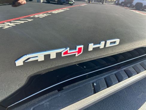 Used 2025 GMC Sierra 2500 AT4 w/ AT4 Premium Plus Package image 32