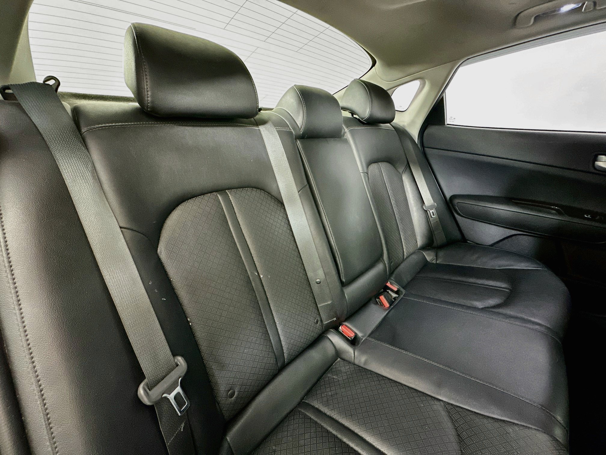 Used 2019 Kia Optima EX w/ EX Premium Package FWD image 28