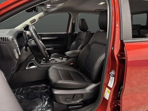 Used 2024 Ford Ranger Lariat w/ FX4 Off-Road Package image 4