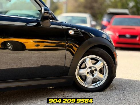 Used 2011 MINI Cooper Hardtop FWD image 6