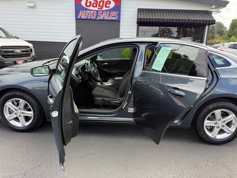 Used 2021 Chevrolet Malibu LS FWD image 15