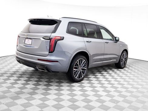 Used 2024 Cadillac XT6 Sport w/ Technology Package AWD/4WD image 5