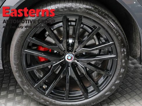 Used 2023 BMW X6 M50i w/ Executive Package AWD/4WD image 8