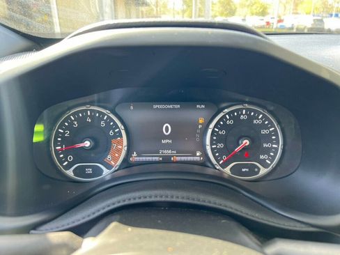 Used 2022 Jeep Renegade Trailhawk w/ Sun/Sound Group image 4