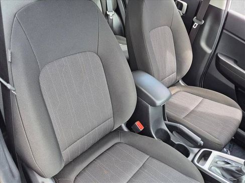 Certified 2025 Hyundai Venue SE FWD image 15
